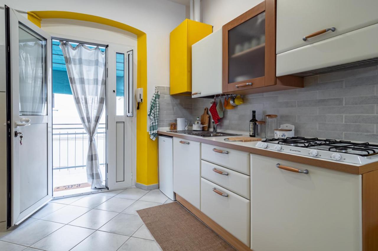 La Spezia Central Apartment - Near The Station Екстериор снимка