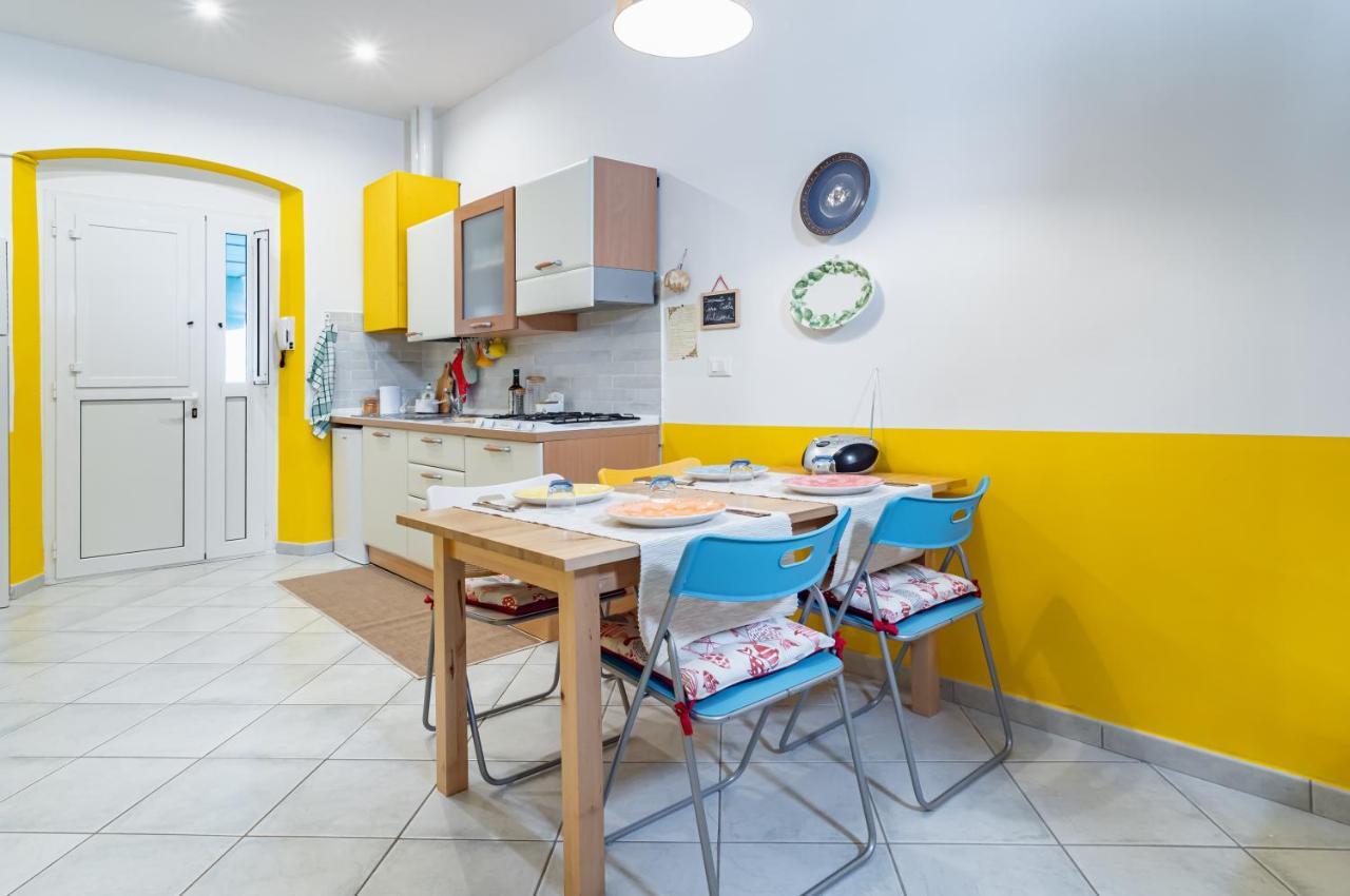 La Spezia Central Apartment - Near The Station Екстериор снимка