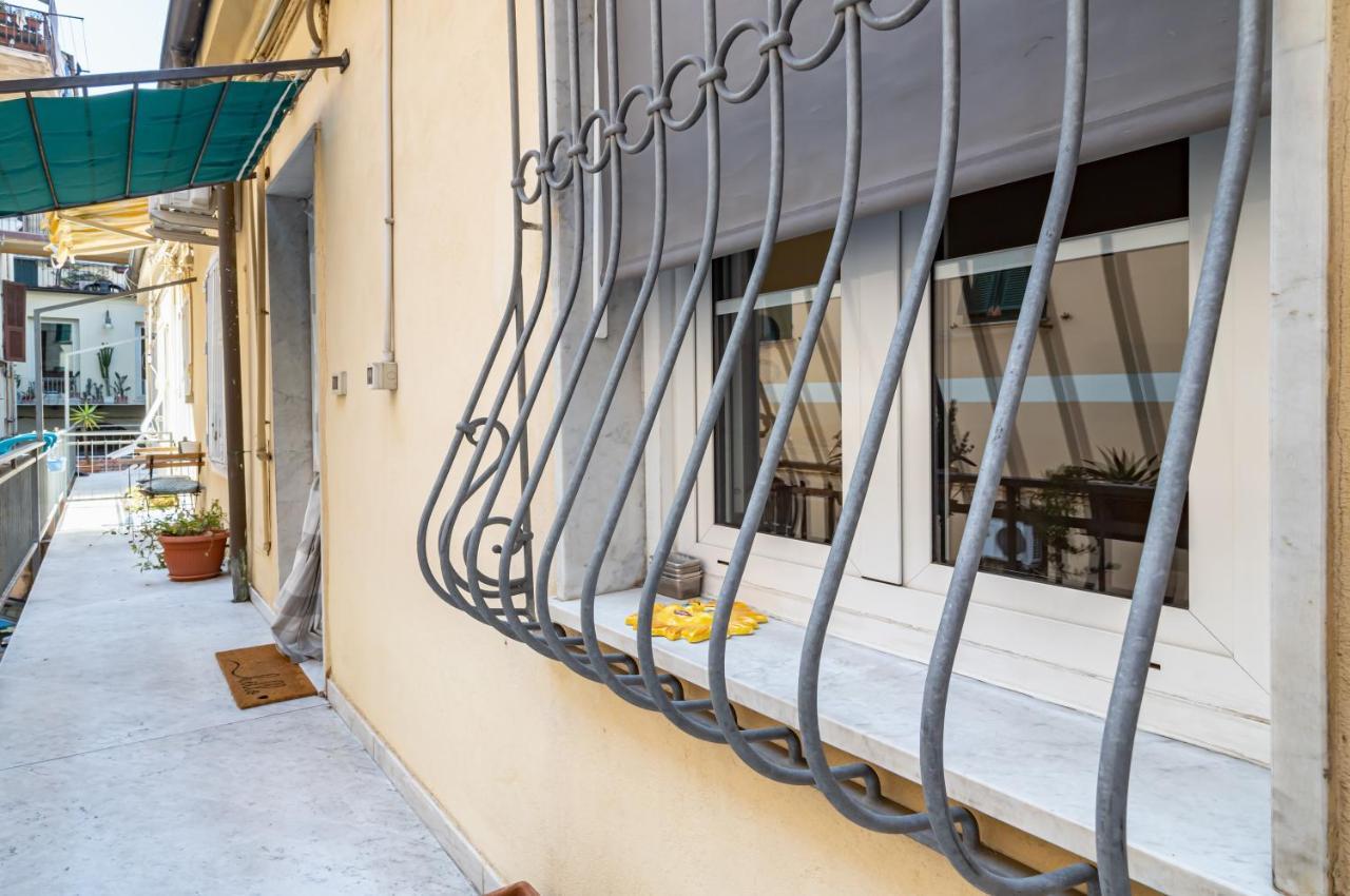La Spezia Central Apartment - Near The Station Екстериор снимка